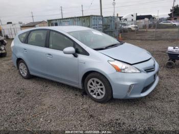  Salvage Toyota Prius v