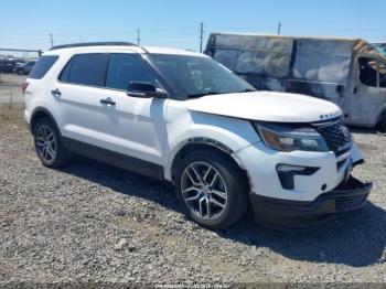  Salvage Ford Explorer