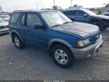  Salvage Isuzu Amigo