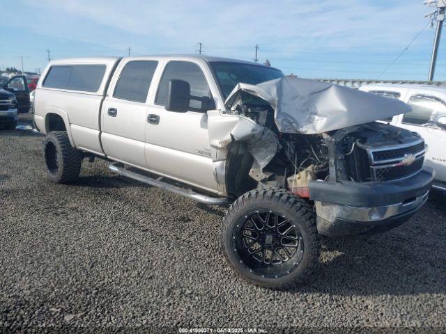  Salvage Chevrolet Silverado 2500