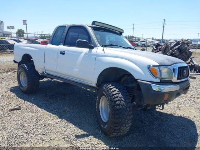  Salvage Toyota Tacoma