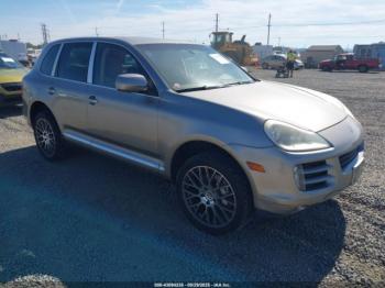  Salvage Porsche Cayenne