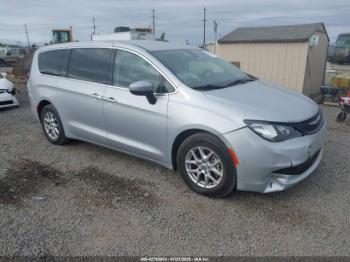  Salvage Chrysler Voyager
