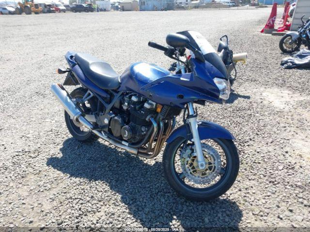  Salvage Kawasaki Zr750