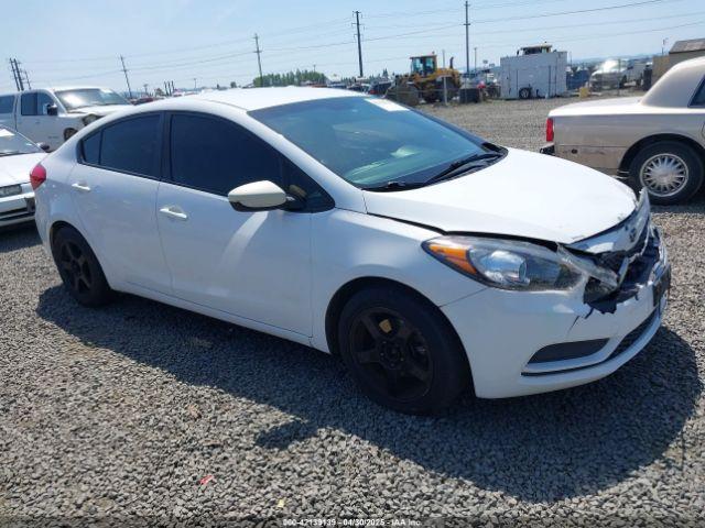  Salvage Kia Forte