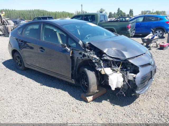  Salvage Toyota Prius