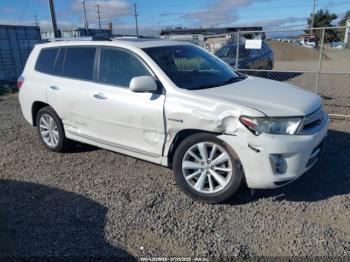  Salvage Toyota Highlander