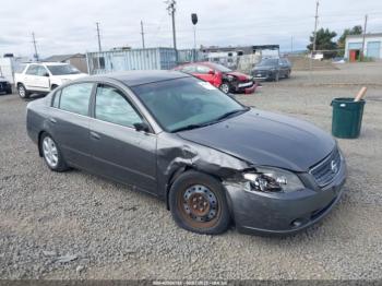  Salvage Nissan Altima