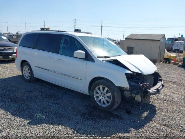 Salvage Chrysler Town & Country