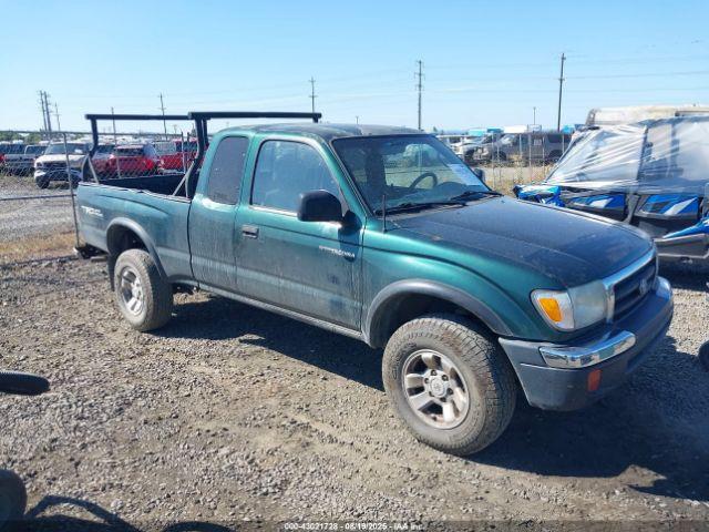  Salvage Toyota Tacoma