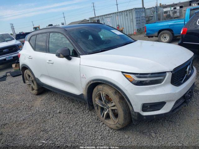  Salvage Volvo XC40