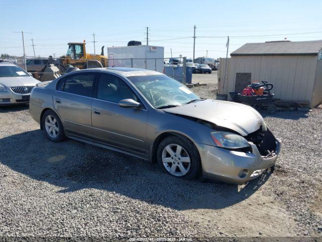  Salvage Nissan Altima
