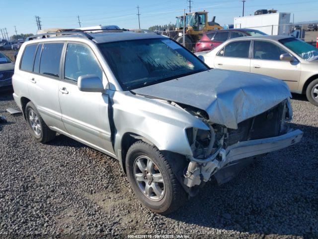  Salvage Toyota Highlander
