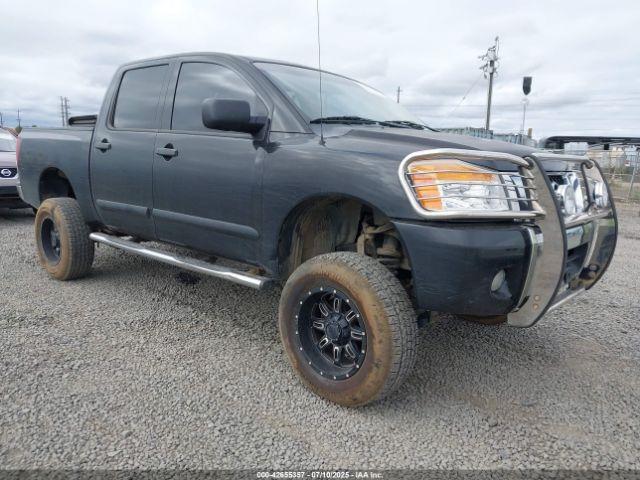  Salvage Nissan Titan