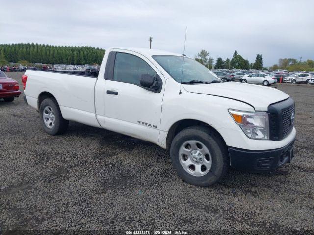  Salvage Nissan Titan