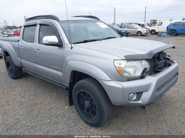  Salvage Toyota Tacoma