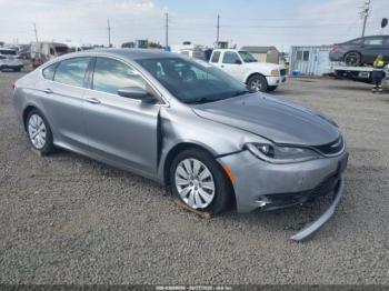  Salvage Chrysler 200