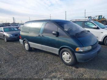  Salvage Toyota Previa