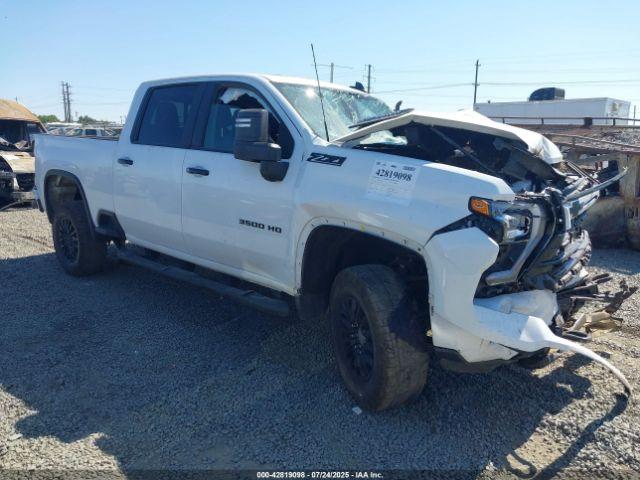  Salvage Chevrolet Silverado 3500