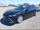 Toyota Camry Le Image 9