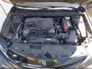 Toyota Camry Le Image 6