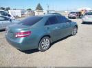 Toyota Camry Le Image 2