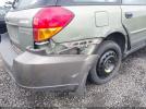 Subaru Outback 2.5i Image 8