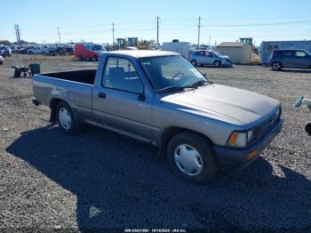  Salvage Toyota Pickup