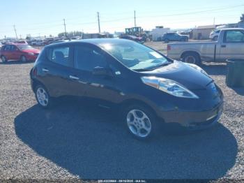  Salvage Nissan LEAF