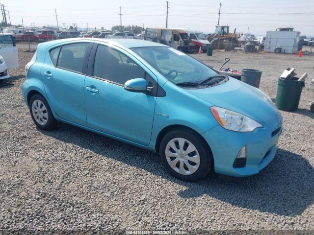  Salvage Toyota Prius c