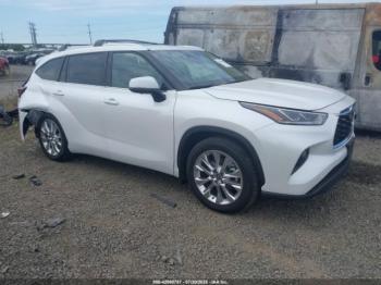  Salvage Toyota Highlander