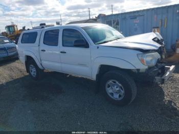  Salvage Toyota Tacoma