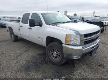  Salvage Chevrolet Silverado 2500
