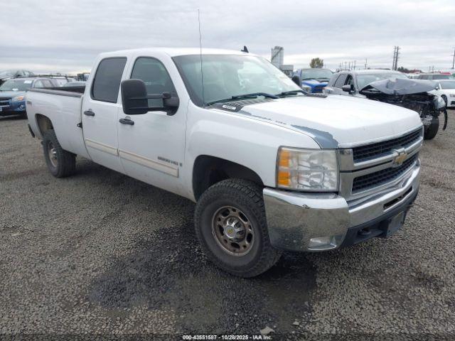  Salvage Chevrolet Silverado 2500