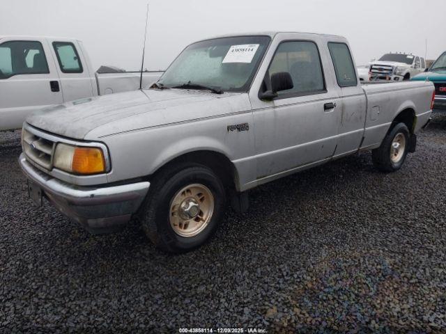 Ford Ranger Super Cab Image 2