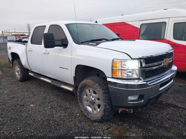  Salvage Chevrolet Silverado 2500