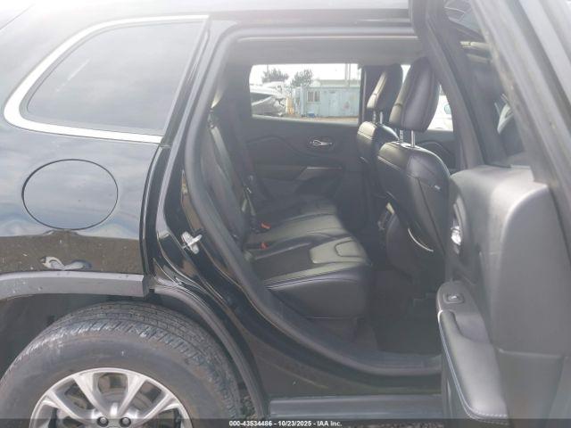 Jeep Cherokee Latitude Plus 4x4 Image 19