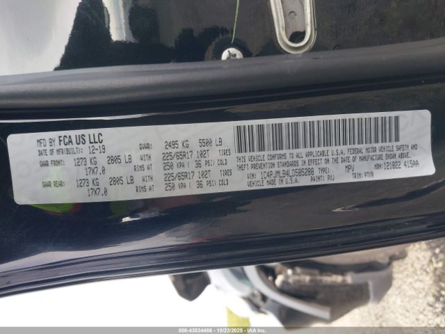 Jeep Cherokee Latitude Plus 4x4 Image 3