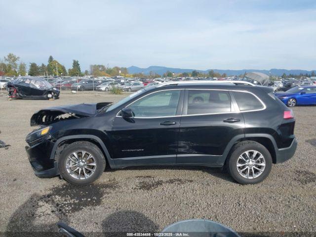 Jeep Cherokee Latitude Plus 4x4 Image 15
