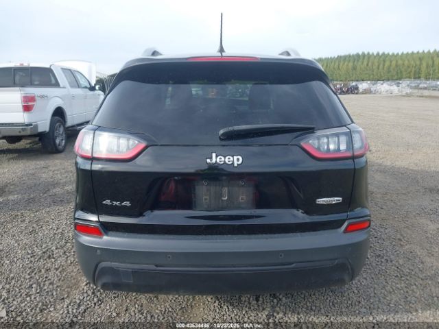 Jeep Cherokee Latitude Plus 4x4 Image 18