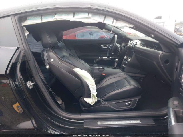 Ford Mustang Ecoboost Premium Image 19