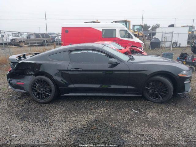Ford Mustang Ecoboost Premium Image 11