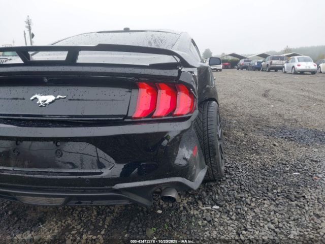 Ford Mustang Ecoboost Premium Image 12