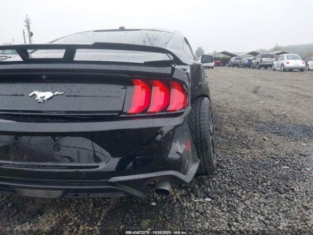 Ford Mustang Ecoboost Premium Image 12
