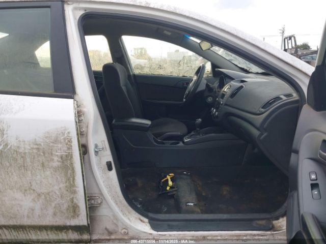 Kia Forte Ex Image 8