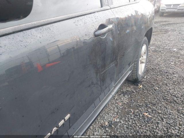 Jeep Compass Sport Image 7