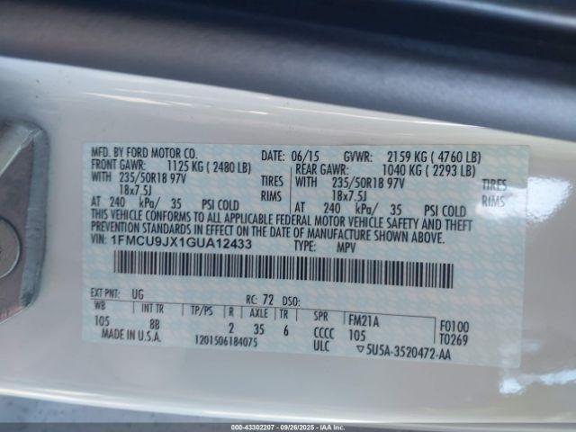 Ford Escape Titanium Image 12