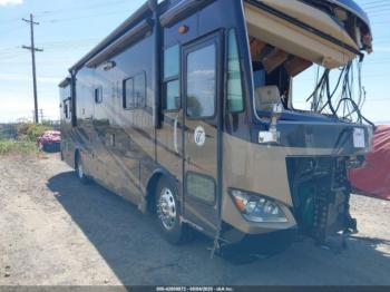  Salvage Freightliner Chassis