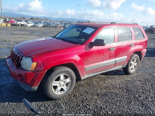 Jeep Grand Cherokee Laredo Image 3