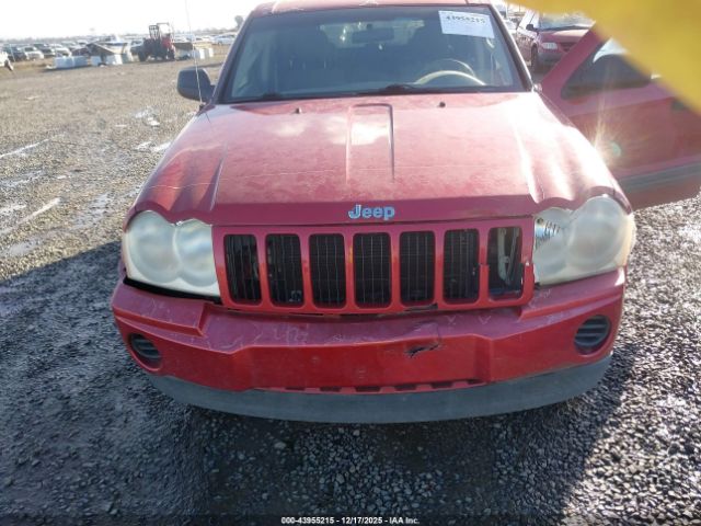Jeep Grand Cherokee Laredo Image 9